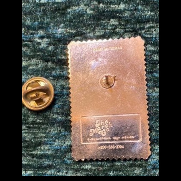 Brooch / pin - The March Co. Christmas tree brooch , 8 cent stamp pin - Picture 2 of 2